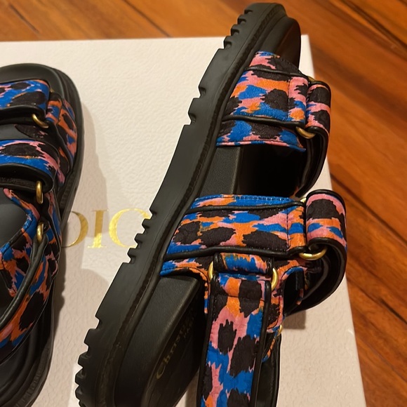 Dioract Sandals - Picture 8 of 13